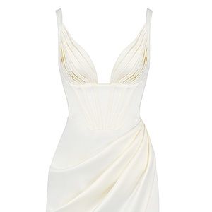 Faye Dress. Never Worn. Original Box not included.